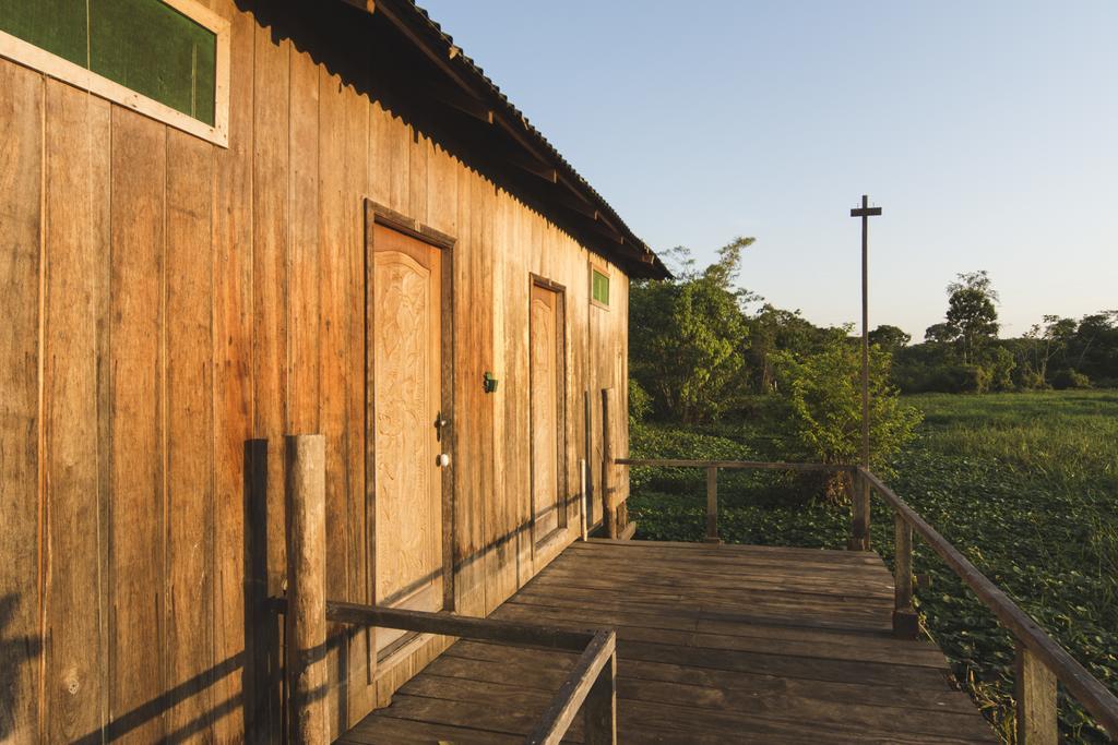 Amazon Arowana Lodge Careiro 외부 사진