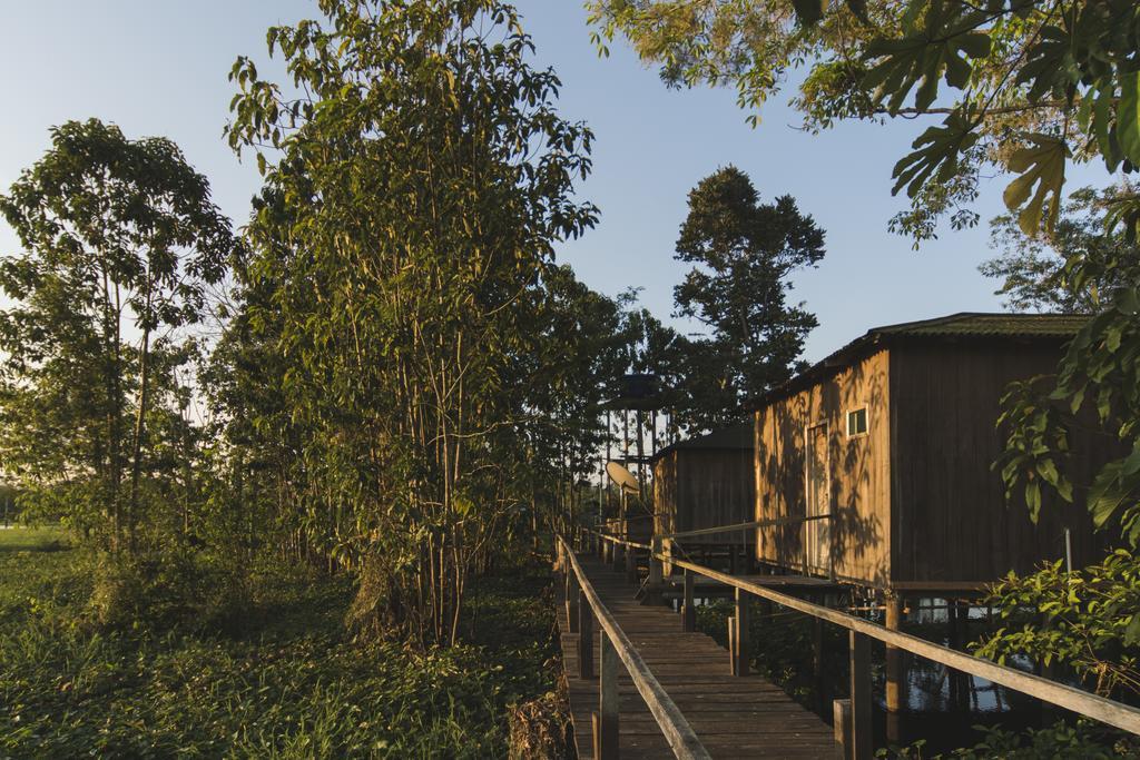 Amazon Arowana Lodge Careiro 외부 사진