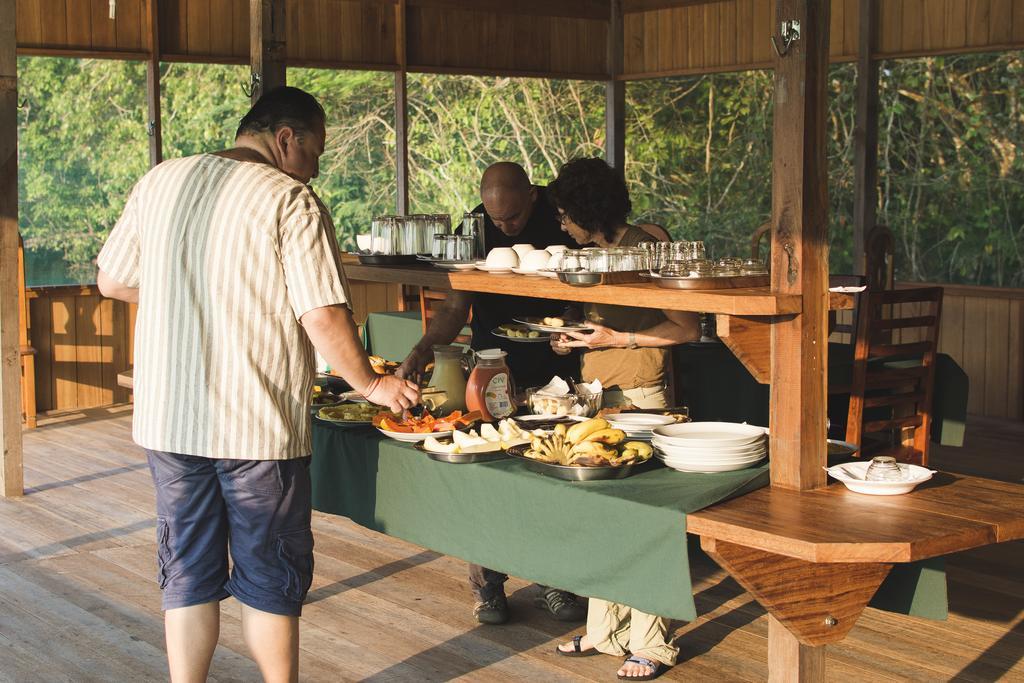 Amazon Arowana Lodge Careiro 외부 사진